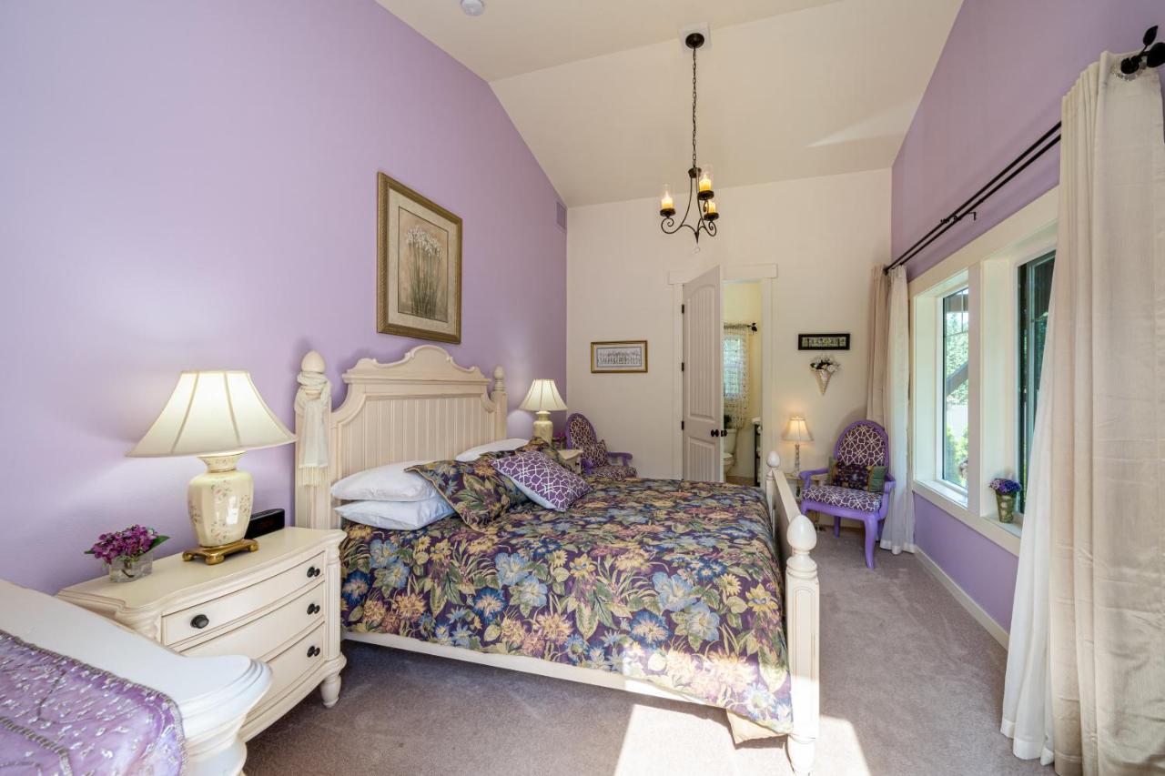 Lake'S Edge Tuscan Lodge Manson Exterior photo